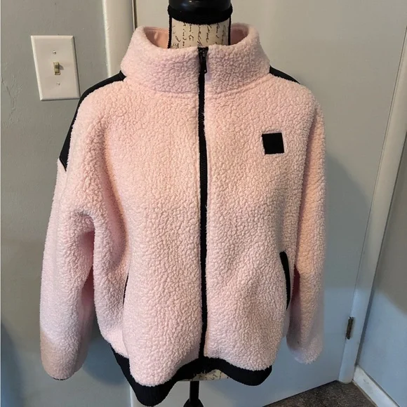 WOMANS UNDER ARMOUR TEDDY JACKET-XLARGE - Picture 4 of 6